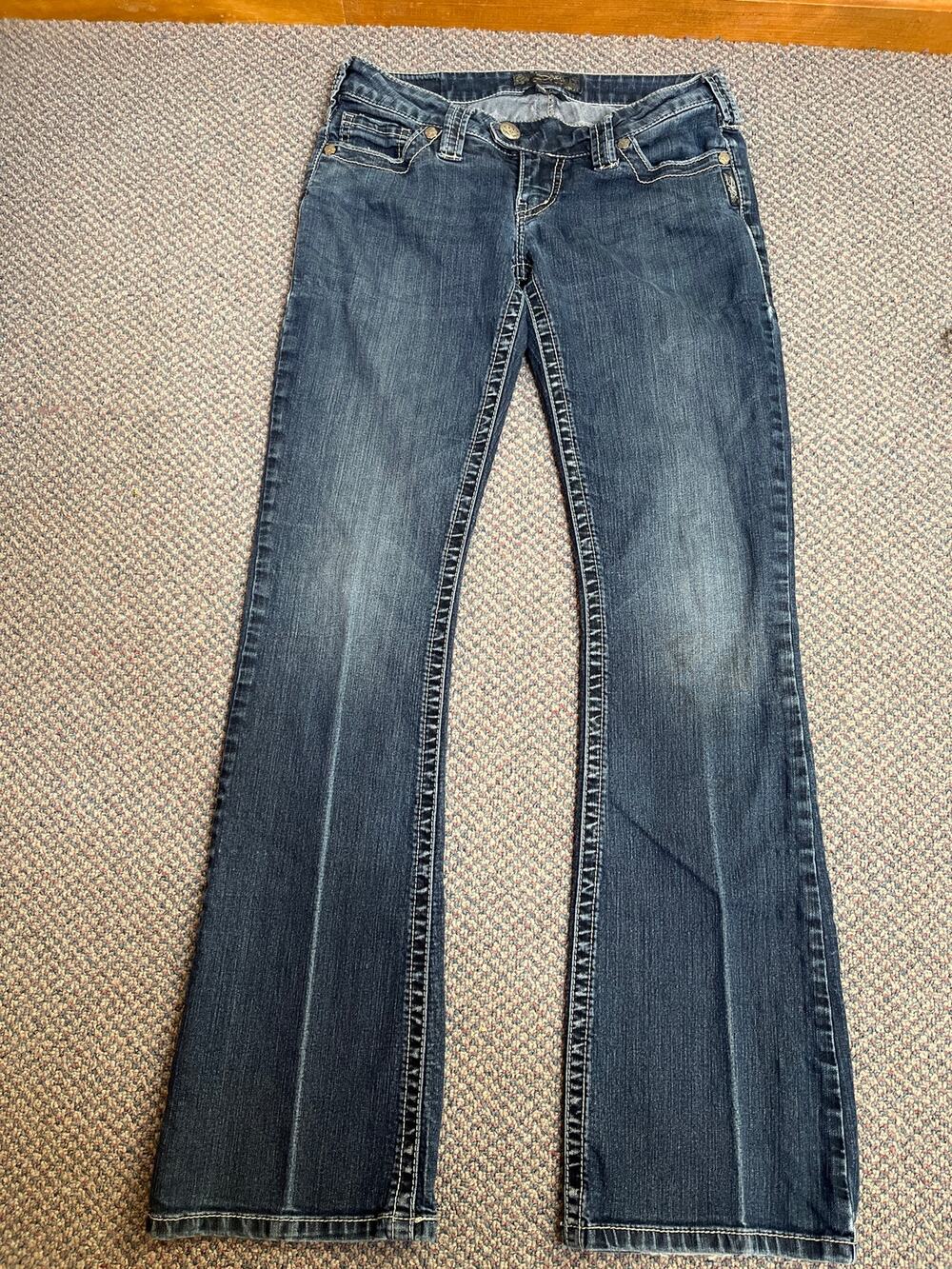 Silver Tuesday Dark Wash Jean size 29